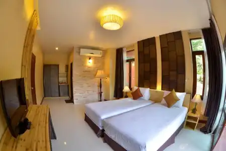 Palm Leaf Resort - 1