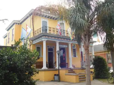 India House Hostel - 0