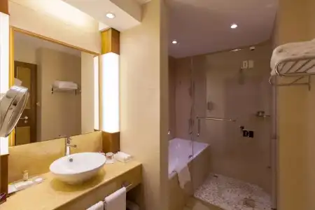 Crowne Plaza Sohar by IHG - 95