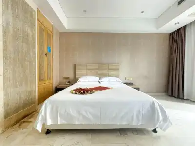 Barry Boutique Seaview Sanya - 5
