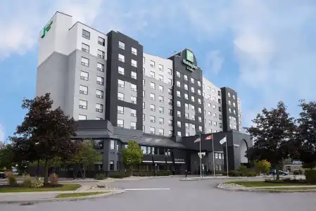 Holiday Inn & Suites Ottawa Kanata by IHG - 97