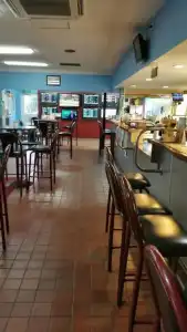 The Queensport Motel & Tavern - 13