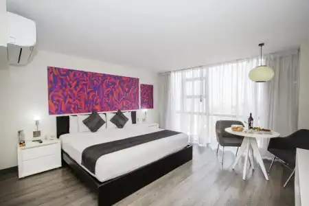 El Ejecutivo by Reforma Avenue - 48