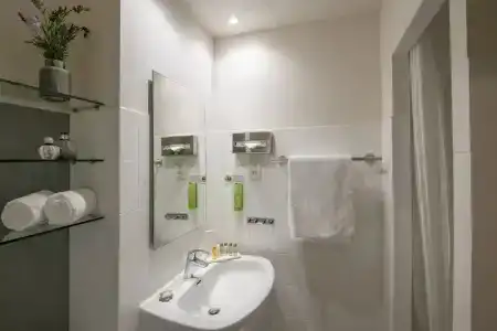 Golden Tulip Cannes de Paris - 209