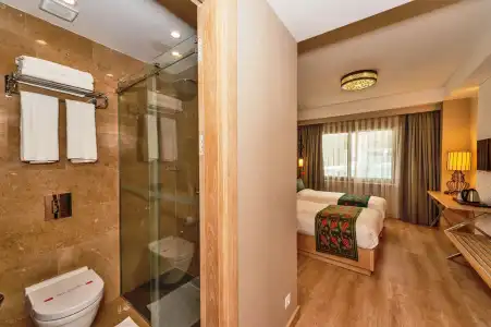 Aybar & Spa - 8