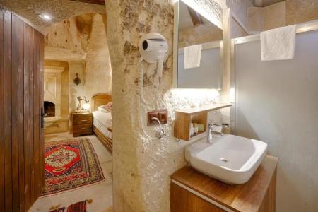 Tulip Cave Suites - 57