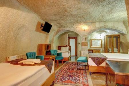 Avilla Cave - 16