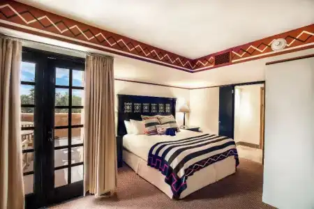 Inn and Spa at Loretto - 83
