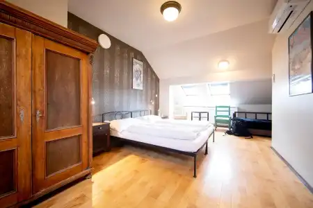 Sir Toby's Hostel - 32