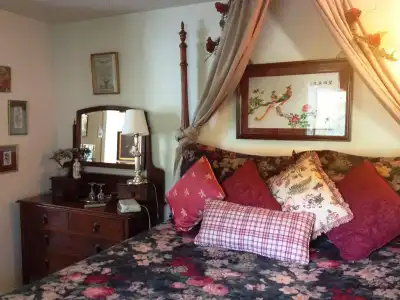 The Stone Hedge B&B - 31