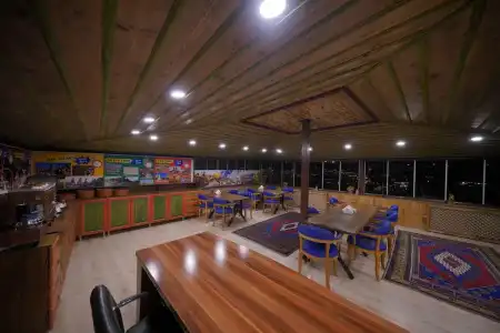 Kayatas Cave Suites - 16