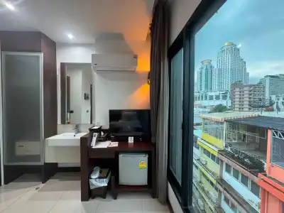 Collection O The Bangkok Airport Link Suite - 29