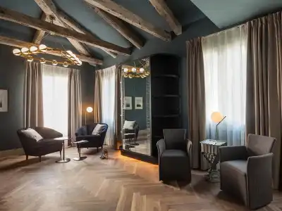 Liassidi Wellness Suites - 23