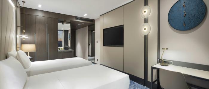 DoubleTree by Hilton - 2