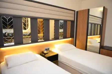 Oasis Otel - 57