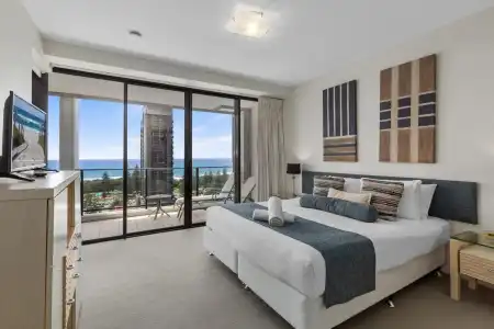 Ultra Broadbeach - 23