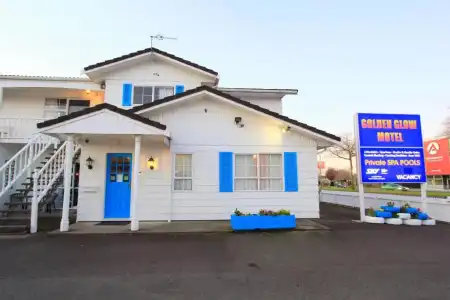 Golden Glow Motel - 29