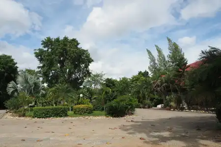 Phutawan Kan Resort - 9