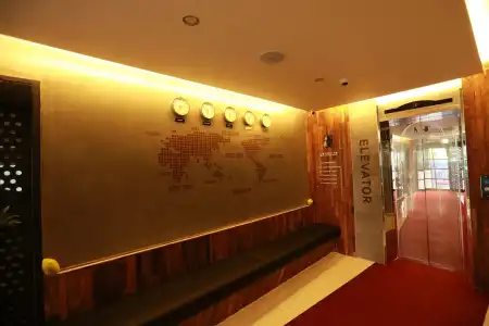 Noel Business - 1