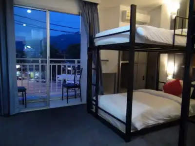 Balcony Hostel Patong - 5