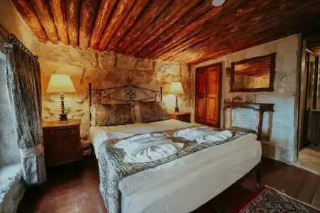 Valley Inn Cave - 62