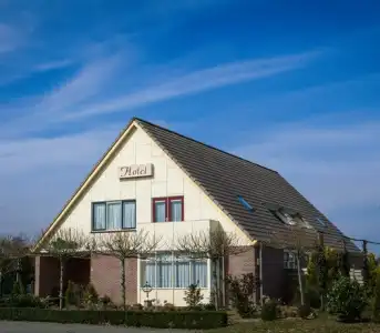 Restaurant Het Roode Hert - 0