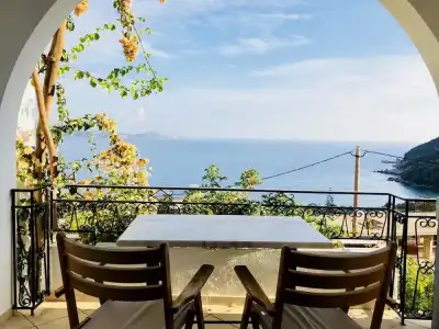 Spiros Studios - 9