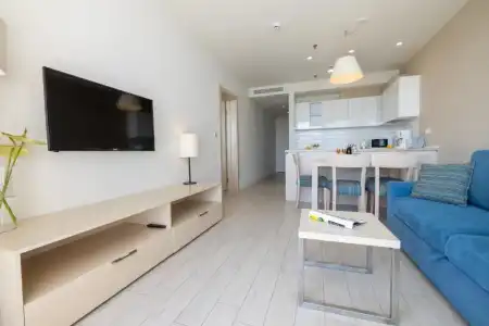 Romana Beach Apartments - 33