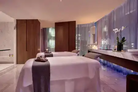 The Ritz-Carlton, - 4
