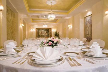 Imperial & Restaurant - 20