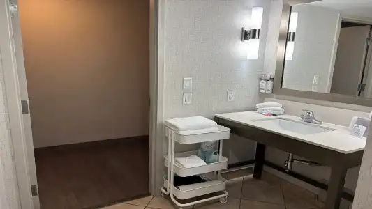 Holiday Inn Express Vancouver-Metrotown (Burnaby) by IHG - 42