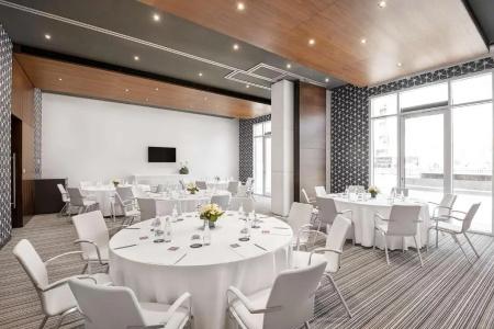 Hyatt Place Wasl District - 25