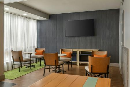 Spark by Hilton Atlanta Airport South College Park - 40