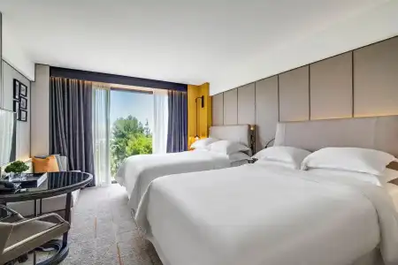 Sheraton Universal - 4