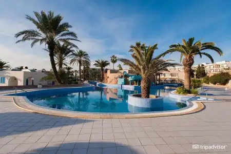 Royal Lido Resort & Spa - 16
