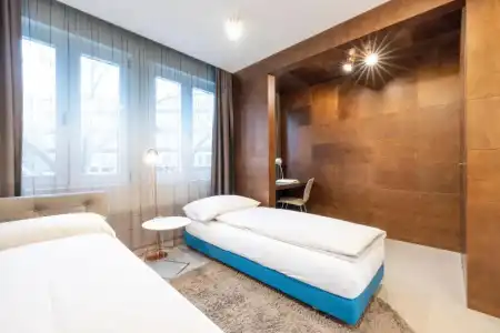 EMA House Suites - 87