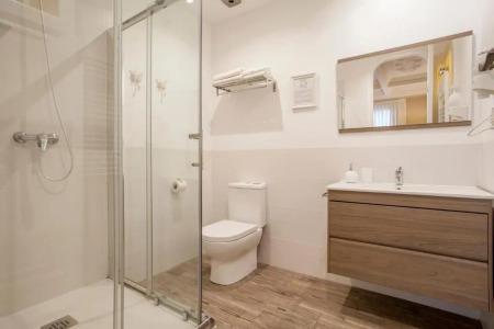 Hi Valencia Boutique - 41