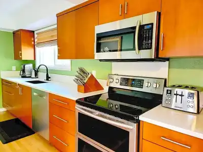 James Bay Inn, Suites & Cottage - 41