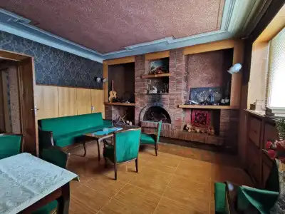 Top Floor Guest House - 13