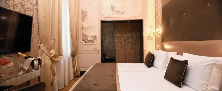 Santa Croce Boutique - 39