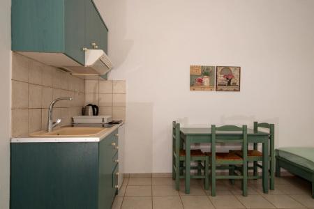 Elpis Studios & Apartments - 19
