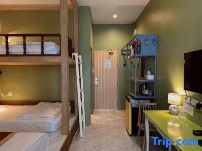 The Luna Hostel - 105