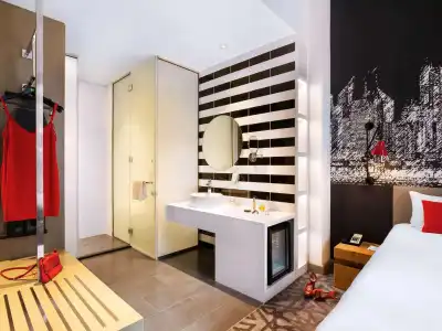 Ibis Styles Dubai Airport - 13