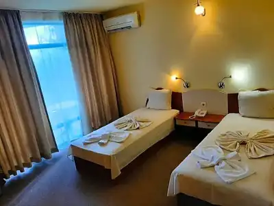 Silver - All Inclusive & Free Parking - 29