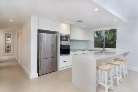 Mandalay Luxury Beachfront Apartments - 104