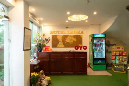 OYO 472 Lenka - 13