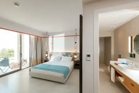 Folie Marine Beach & Club - 50