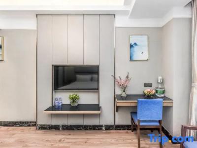 Yulong Inn - 53