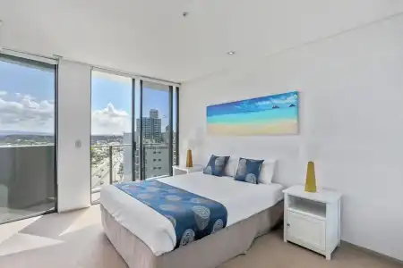 Ambience on Burleigh Beach - 86
