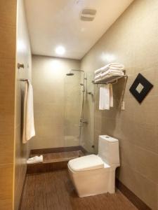 Weston Suites & - 66